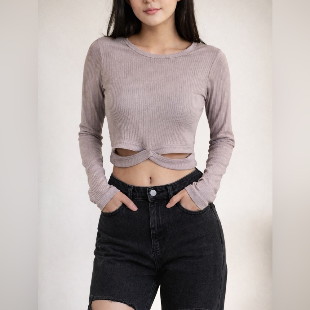 Hollister Ribbed Toe Back Criss Cross Crop Top - Size M